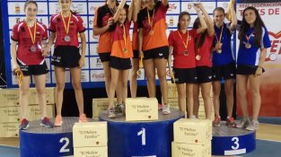 El Tecnical -TT Cassà, campíó d'Espanya infantil femení de tenis taula