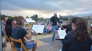 Actuació de la Jove Orquestra de Cassà