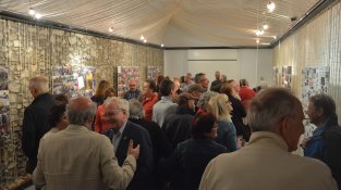 Estrena de l'exposició fotogràfica sobre el referèndum a Cassà