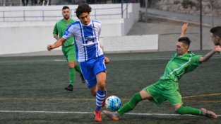David Pajon s'endú una pilota al partit d'aquesta tarda