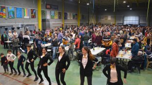 Molta assistència i molts regals a la quina de la UD Cassà