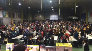 Molta assistència i molts regals a la quina de la UD Cassà