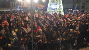 Multitudinària arribada dels Tres Reis a Cassà