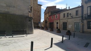 Demà s'obre al trànsit la plaça de Sant Pere