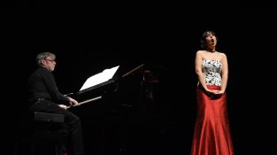 Indira Ferrer i Toni Mas presenten el vessant més líric de les havaneres