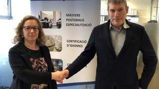 La directora de la Fundació UDG amb el director de l’Institut