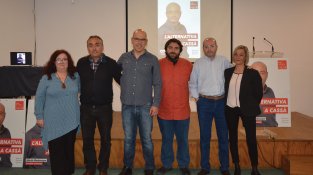 Diversos membres de la candidatura amb el diputat Ferran Pedret