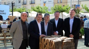 Engega la tercera edició de la Fira del Tap i el Suro, que té com a protagonistes les dones