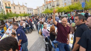Més de 300 assistents al dinar solidari del CDR Cassà