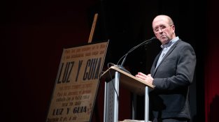 El Dr. Jaume Guillamet durant la seva intervenció