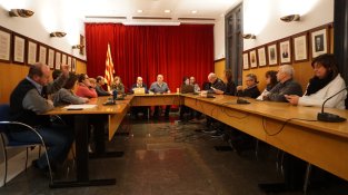 Abstenció del regidor del PSC al ple d'aquest vespre