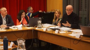 Martí Vallès (ERC) en una intervenció al ple d'avui