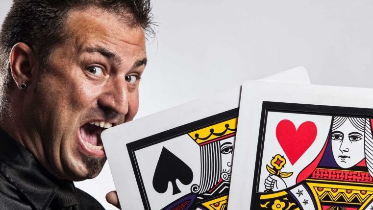 Supermàgic inaugurarà a Cassà la temporada de Cafè teatre