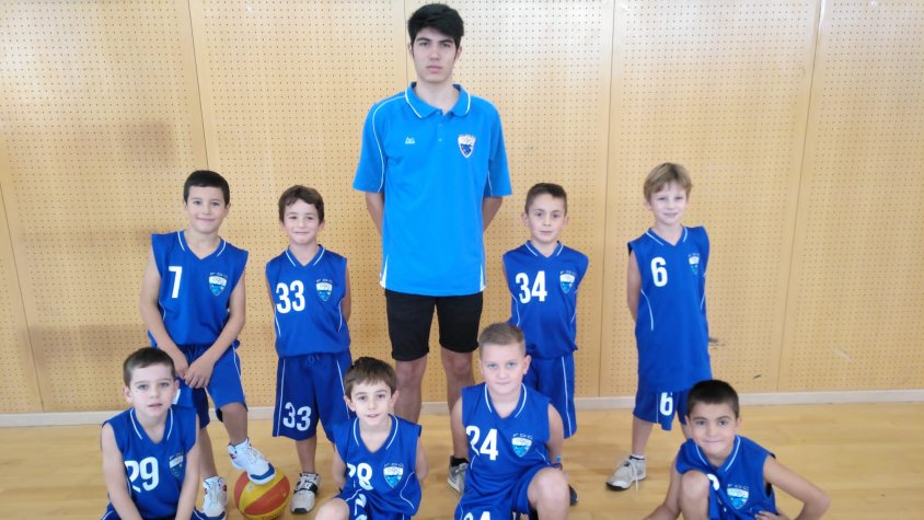 L'equip premini masculí blanc