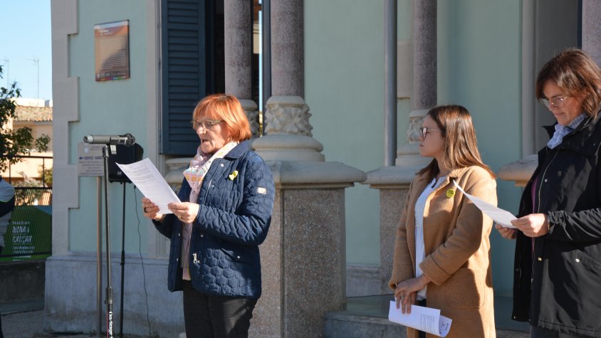 Lectura del manifest contra la violència envers les dones