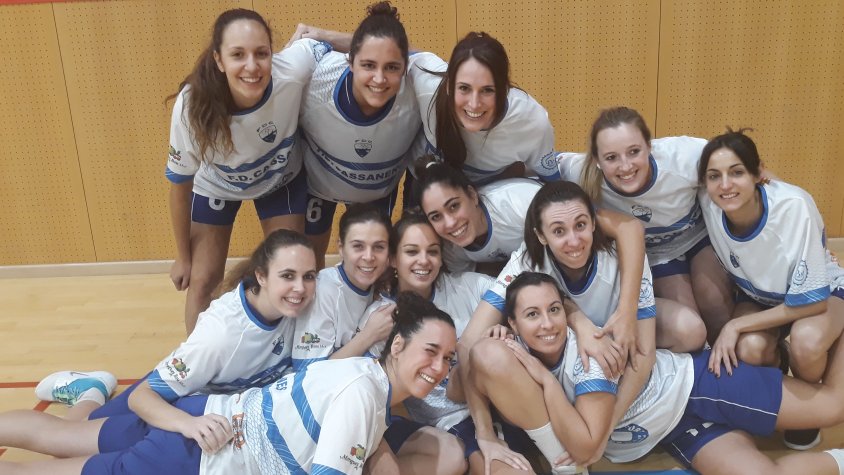 L'equip sènior femení, després del triomf davant el Vilablareix