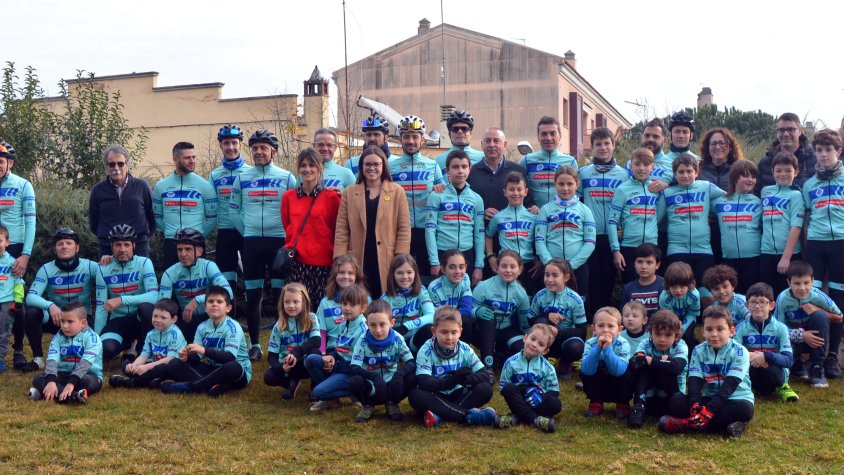 Foto de grup del Cassà Bike