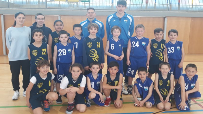 Els equips de premini del Foment i La Salle Cassà