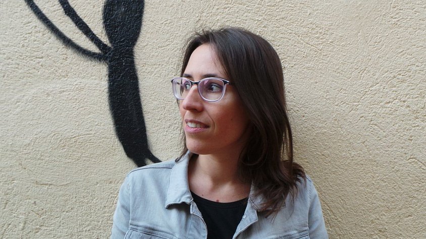Torna el Vermut de lletres amb l'escriptora Eva Baltasar