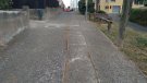 Dilluns comencen a arranjar les voreres del carrer de Llagostera