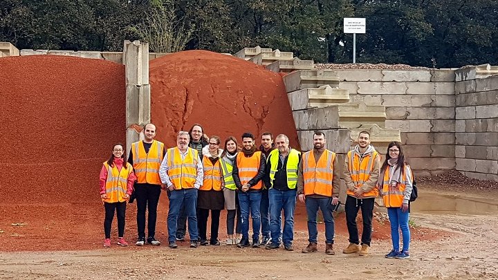 Estudiants internacionals visiten la planta de gestió de residus Cañet Xirgu