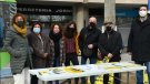 Dolors Bassa fa campanya per ERC al mercat de Cassà