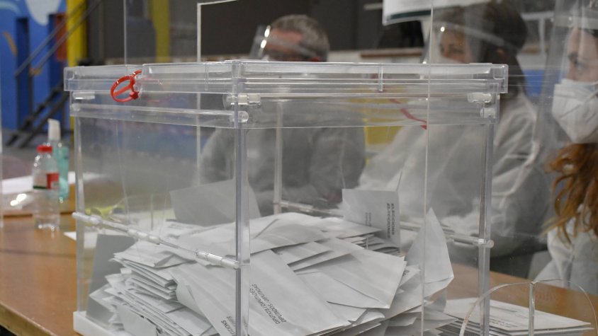 Els vots, a punt per a ser comptats