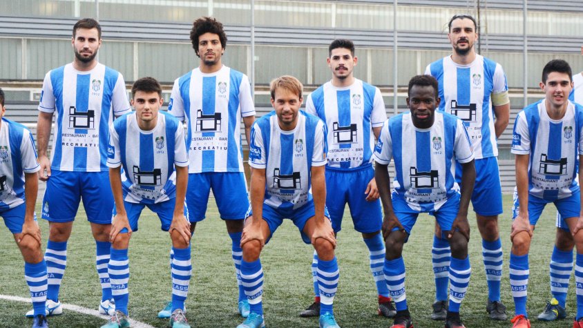 L'equip que el Cassà va presentar el mes d'octubre de l'any passat -contra el Palafrugell (1-1)- en l'únic partit de 2a catalana disputat aquesta temporada al nostre estadi