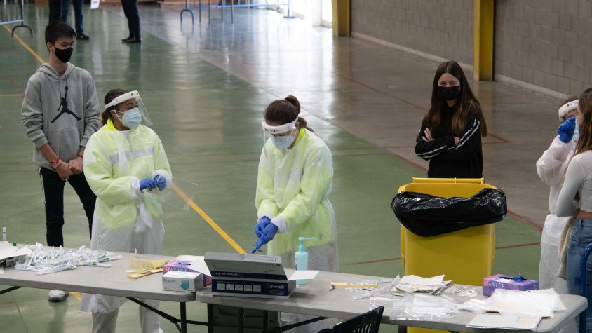 Al polivalent ja es van fer les proves massives de PCR als escolars de Cassà