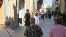 La mascareta deixa de ser obligatòria a l'exterior