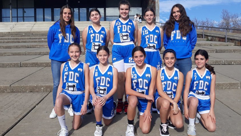 L'equip preinfantil femení del Foment