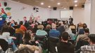 Un centenar de persones omplen la Sala Galà en la primera trobada de la plataforma Fem Cassà