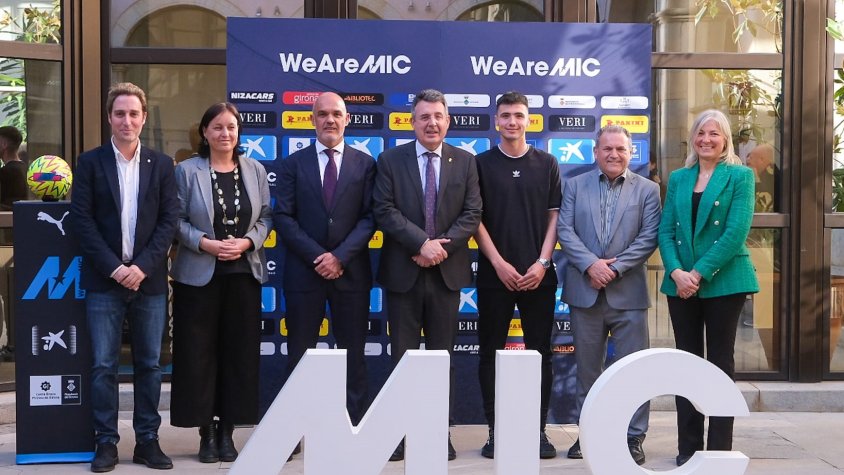 Imatges de l’acte de presentació de la 21a edició del MICFootball, aquesta tarda a la Diputació de Girona (Fotos: Miquel Millan)