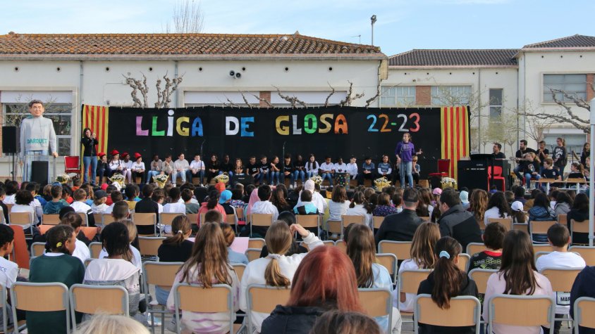“Els superdotats",  de 5è, i “Els estudiants”, de 6è, guanyadors de la XVI Lliga de glosa del Puig d’Arques.