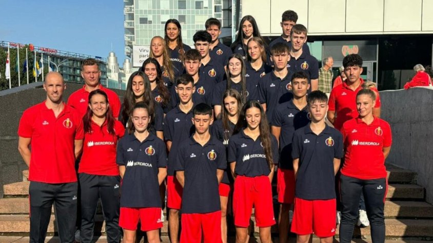 Tots els membres de la selecció espanyola júnior de taekwondo