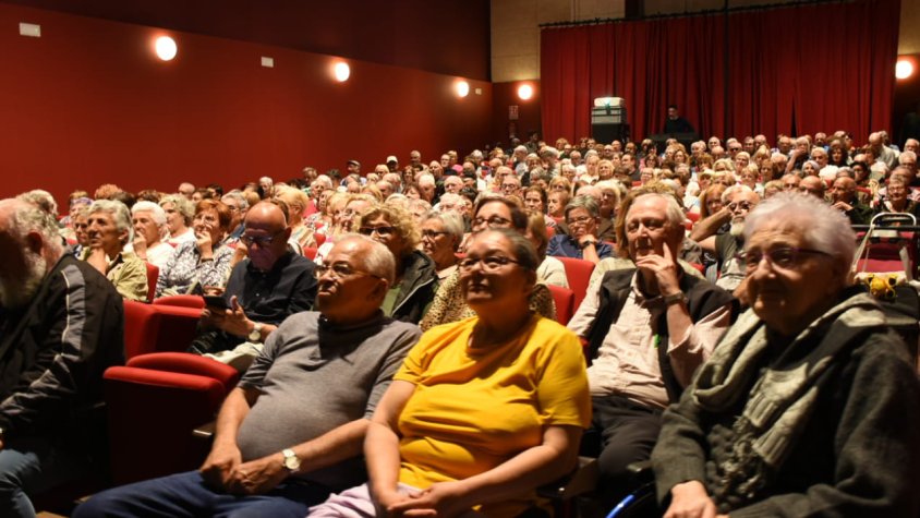 La sala del Centre s'omple per la presentació del Consell de la Gent Gran