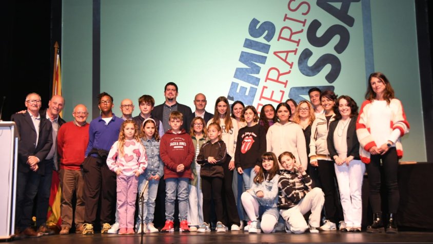 Foto de grup dels guanyadors en les diverses categories