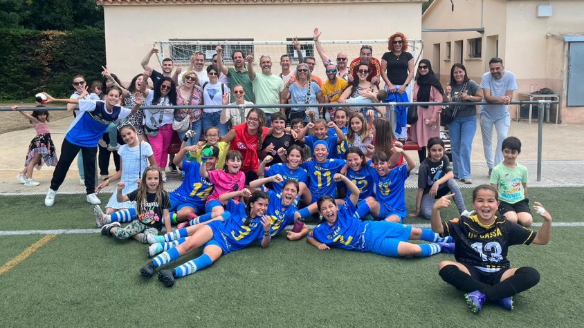 Seguidors i equip aleví femení B