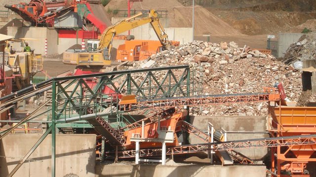 Prinicpi d'acord per resoldre el conflicte pels sorolls al veïnat de Llebrers