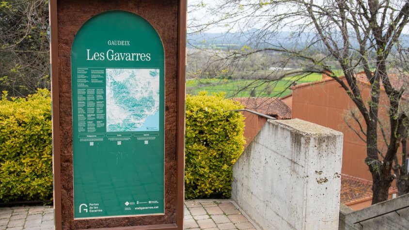 Un dels plafons instal·lats a Llagostera. Foto: Guillem Pérez  / Canal Ajuntament 