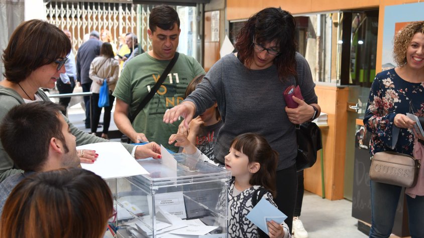 Continua creixent el percentatge de votació