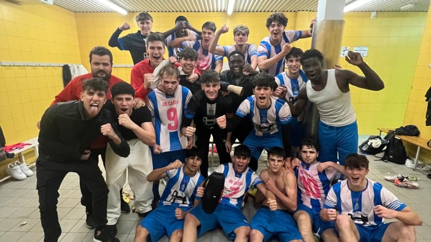 Celebració del primer triomf del Juvenil A