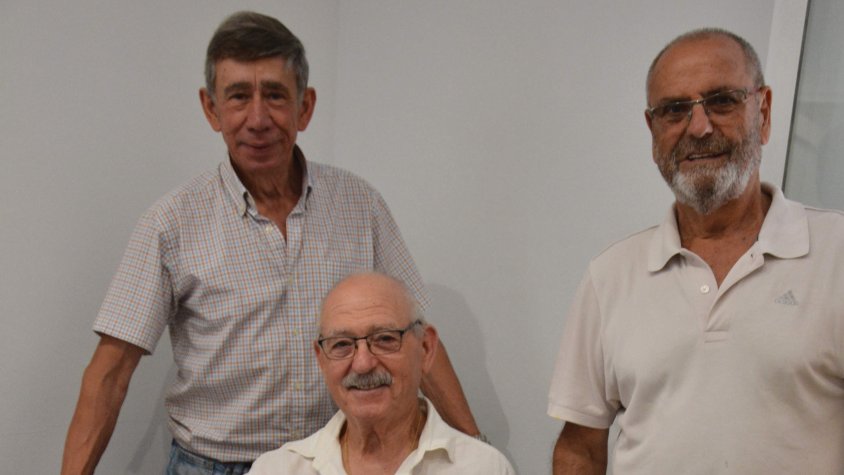 Tres dels directius de l'entitat, en el nou local