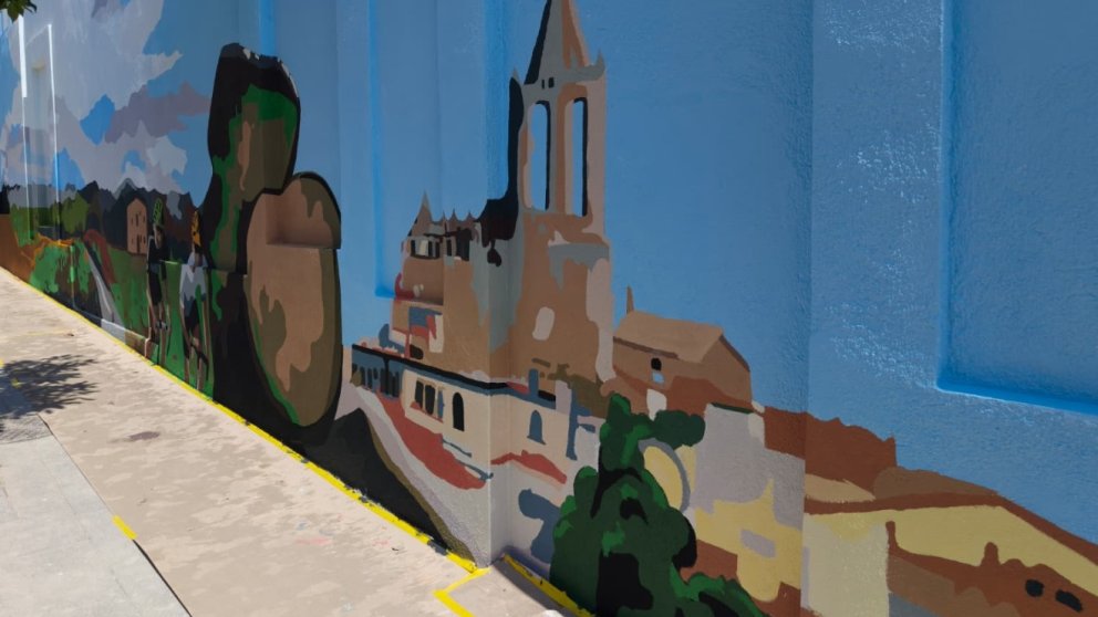 Cassà  incorpora el novè mural de la mà dels alumnes de l'Escola d'Art d'Olot
