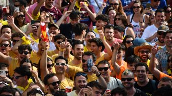 La festa comença esclatant amb el Correbars